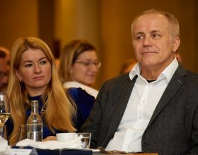 Lucie Urválková, místopředsedkyně představenstva a finanční ředitelka UNIQA Group (140)